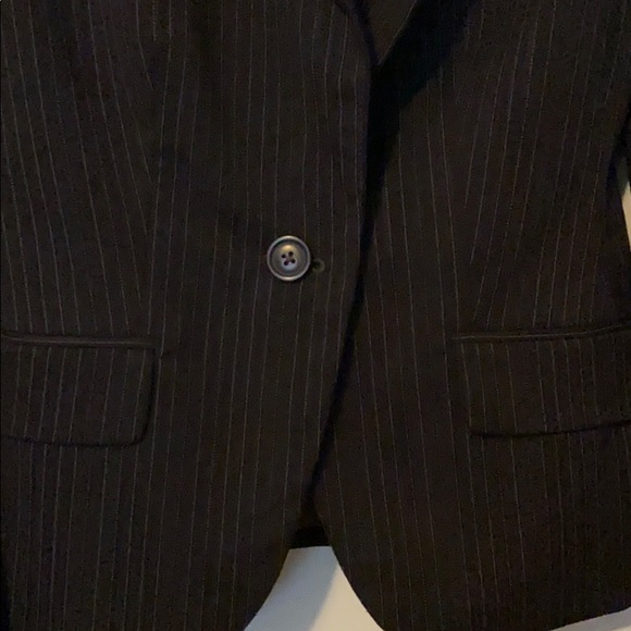 EXPRESS - Picture 3 of 3